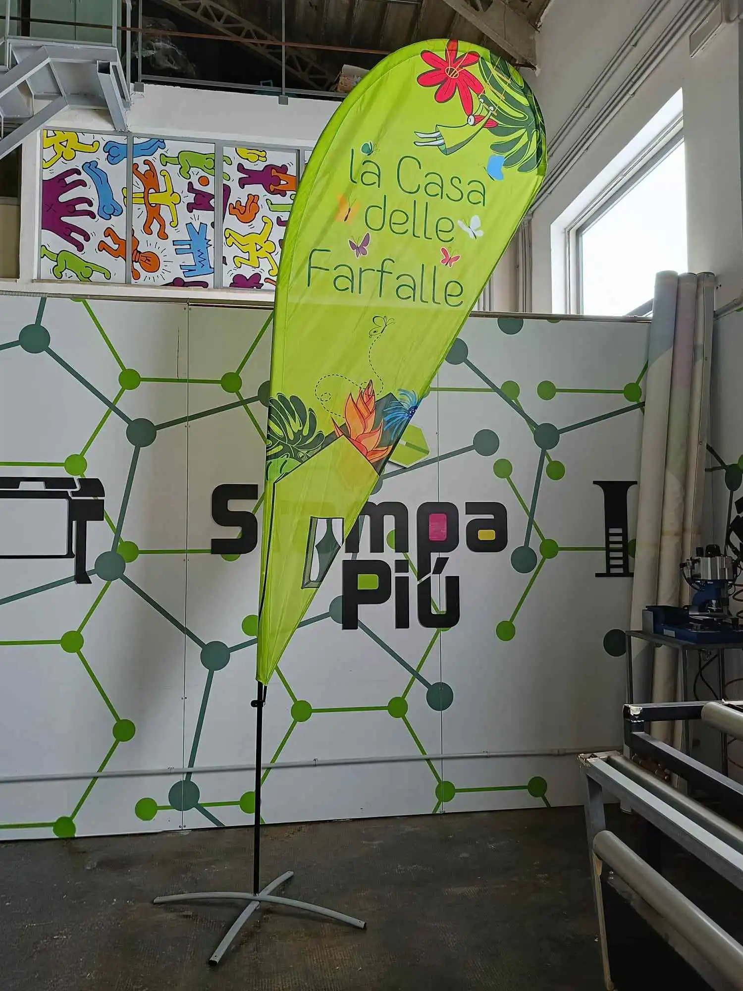 bandiera personalizzata con base e asta - flag a goccia