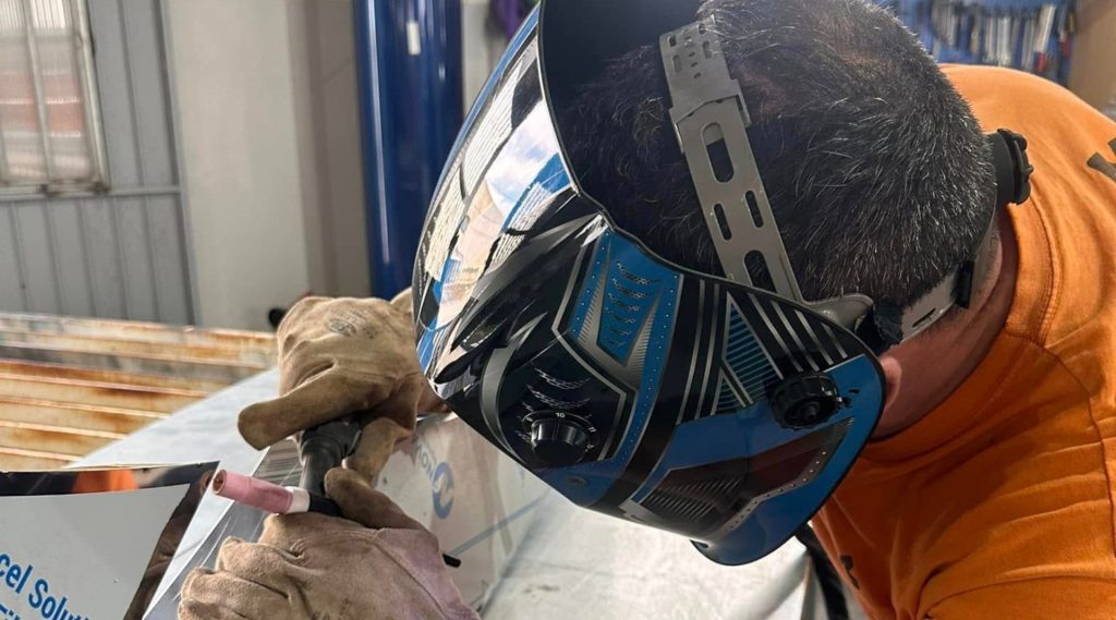 foto macchinari e dettagli lavorazione (2)