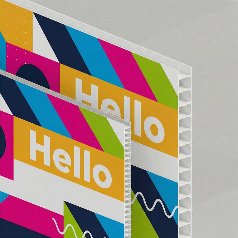 Pannello in polionda personalizzato in polipropilene alveolare, leggero ed economico per cartellonistica, segnaletica e comunicazione temporanea indoor e outdoor.