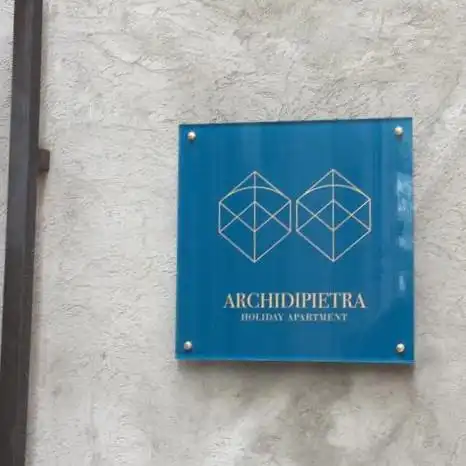 targa in plexiglass casa vacanze