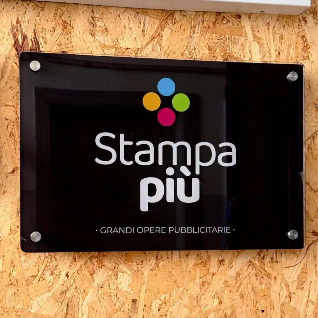 targa in plexiglass personalizzata Stampa Più